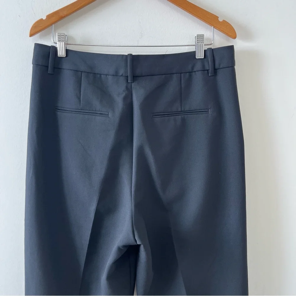 Aritzia The Effortless Pant - Picture 6 of 13